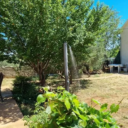 Willa House Cikola Kaocine